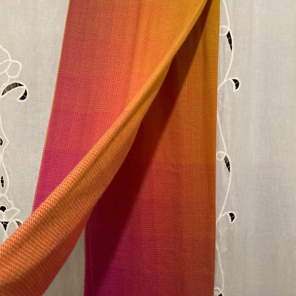 Gorgeous Baby Alpaca Wrap, Made in Peru, Pink and Orange, Rare - Picture 3 of 16